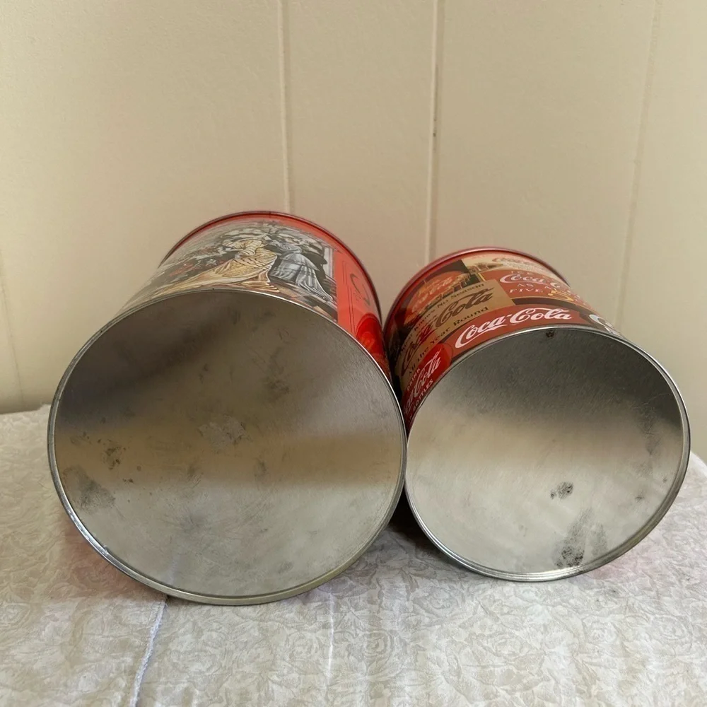 Vintage Coca-Cola Coke Set of 2 Tins 1993 & 1995 Collectible